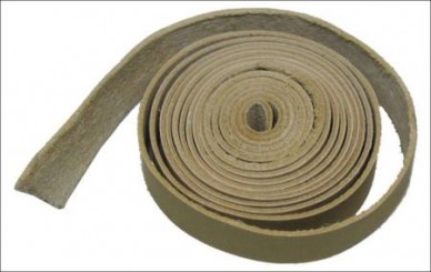 Key bushings leather 0,8mm thick  85 x 0,9cm 